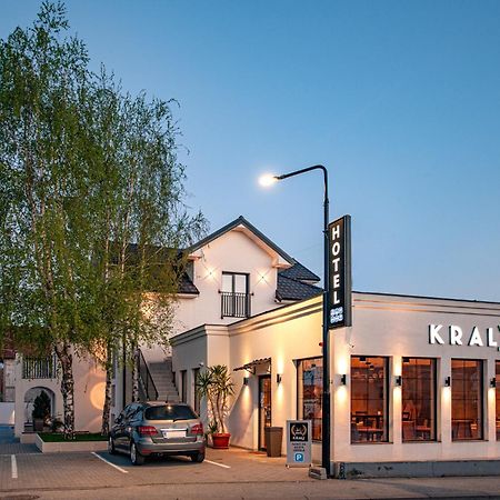 Hotel Kralj Kraljevo Dış mekan fotoğraf