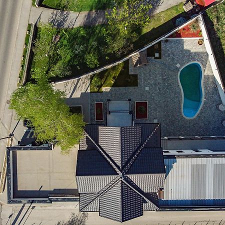 Hotel Kralj Kraljevo Dış mekan fotoğraf