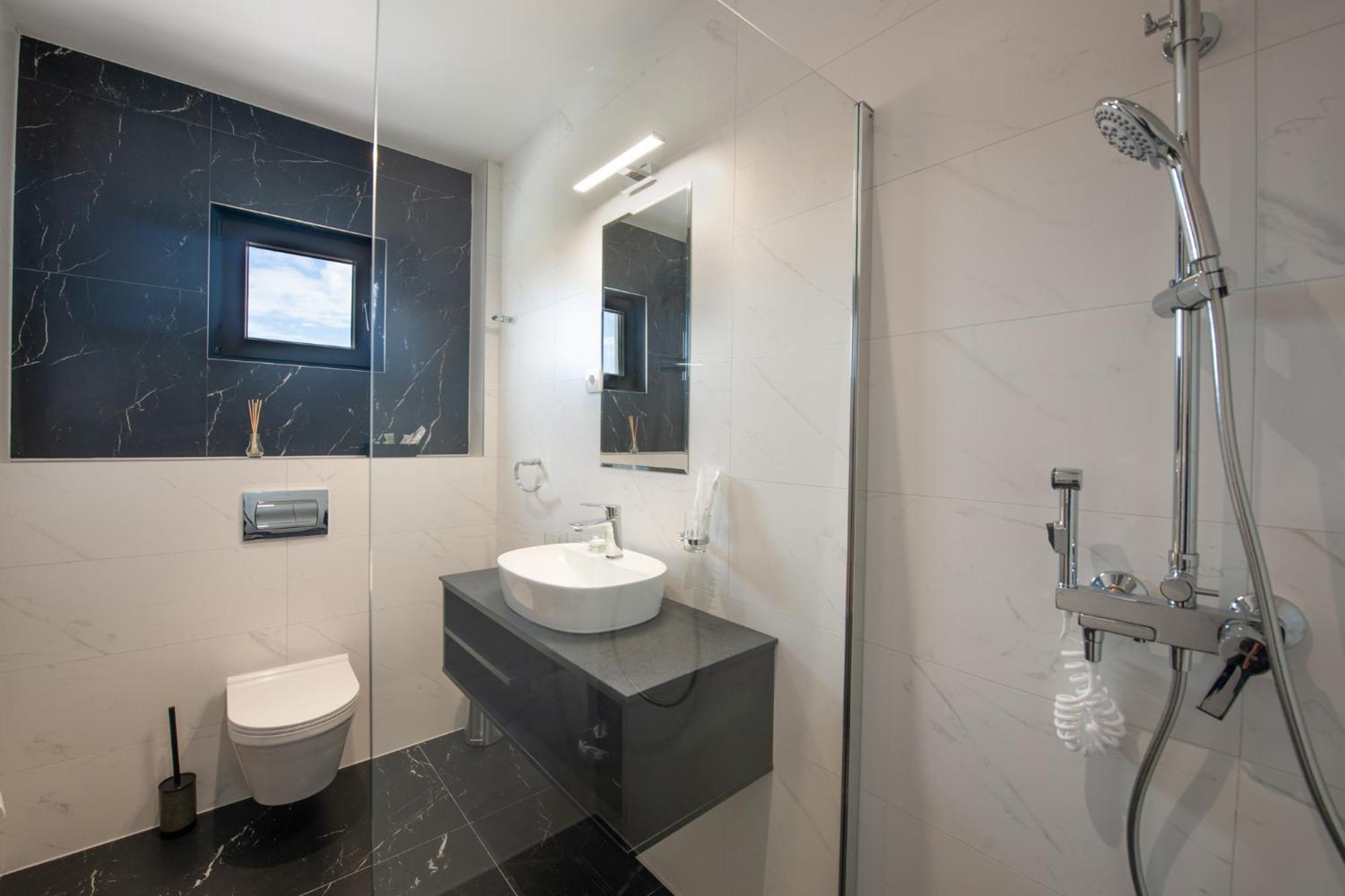 Hotel Kralj Kraljevo Oda fotoğraf