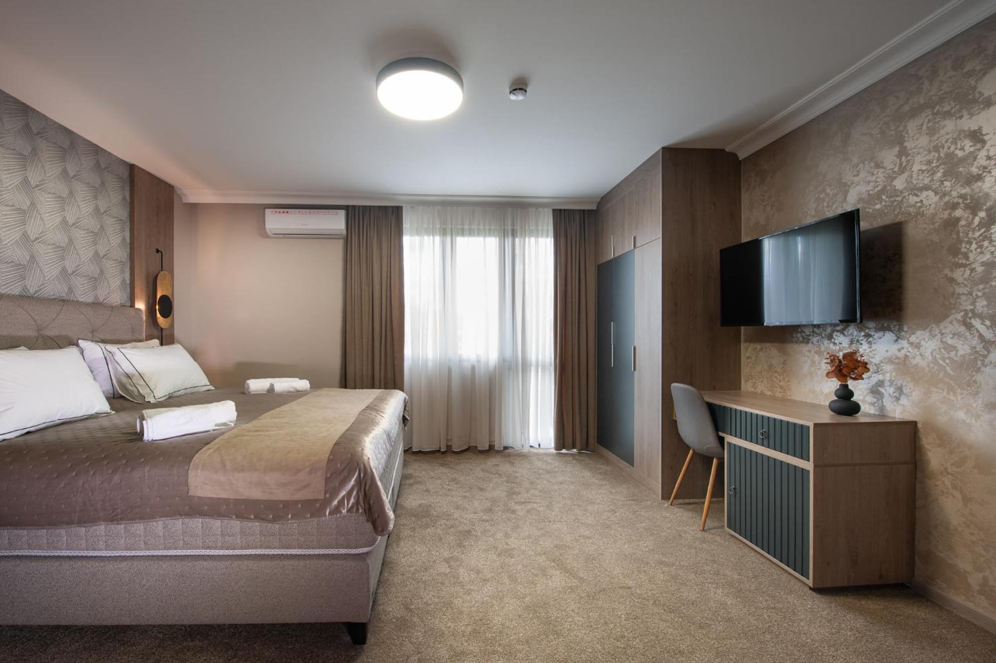 Hotel Kralj Kraljevo Oda fotoğraf